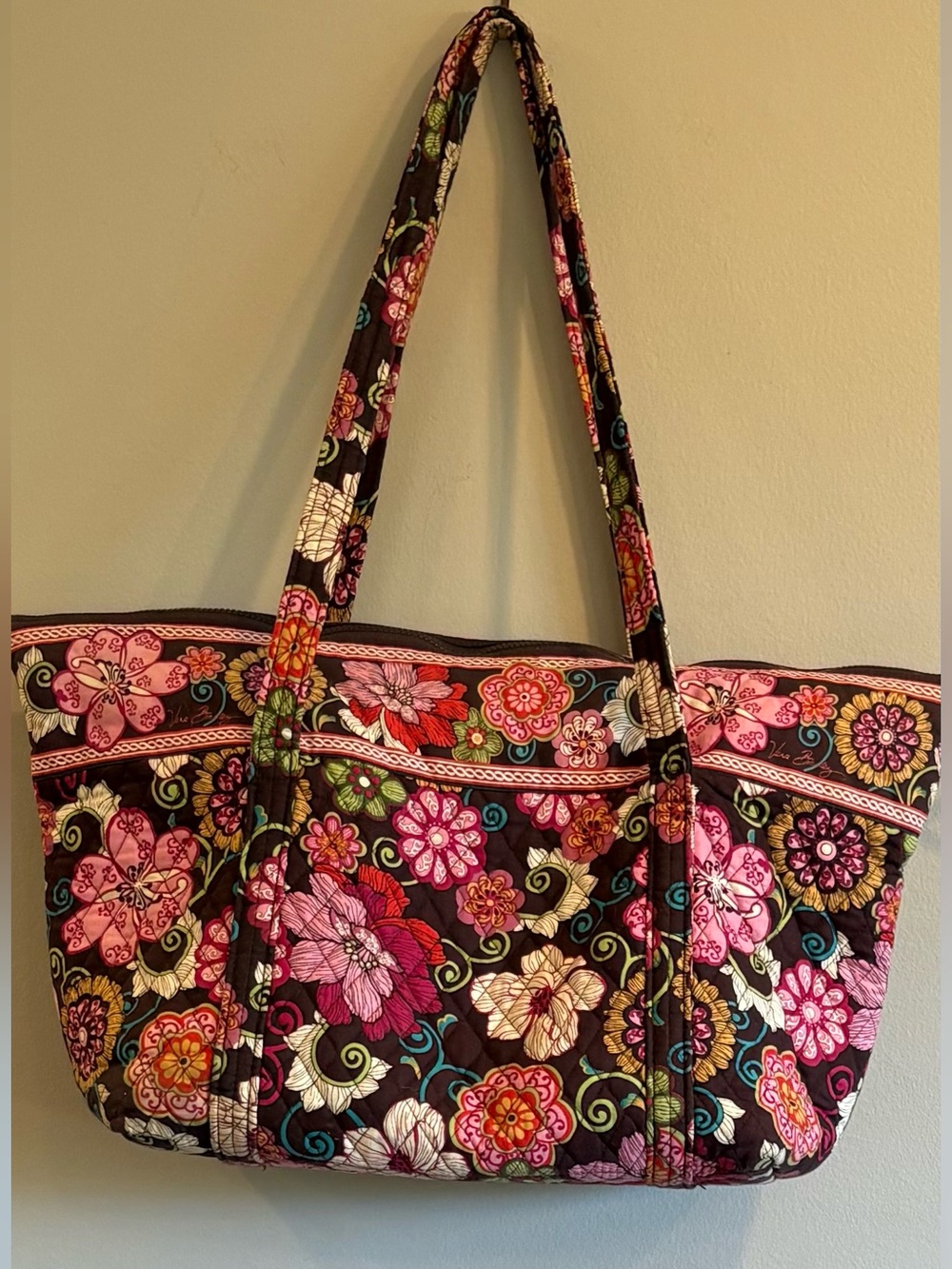 Vera Bradley Betsy Mod Floral Pink Large Zipper Tote Bag